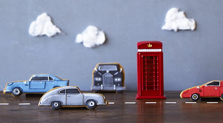 Anyone heading to @Goodwoodrevival this weekend? Our classic cars tin is filled with only the best all time classics.. from Jaguars to Rolls Royces and even Aston Martins! #Goodwoodrevival