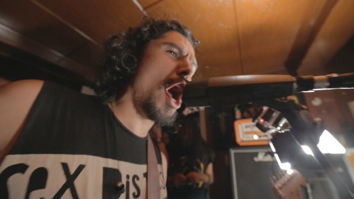 Emisario tweet media