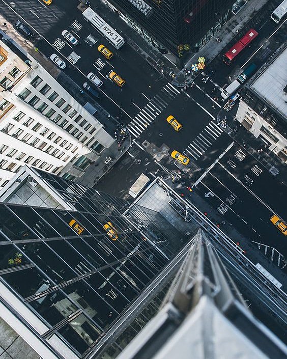 boroparkdrone's tweet photo. 🏙️ Cityscapes are the best from above. Symmetry at its finest!

Boro Park Drone supplies you with a variety of budget-friendly drones and accessories to take flight! Visit https://t.co/Hjrlw1lnDG today! https://t.co/IT4jbRt0ok