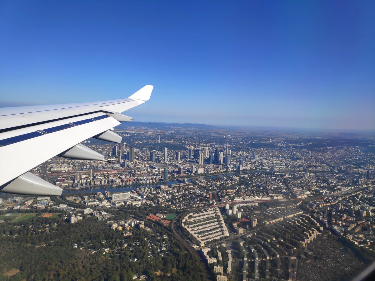 Arriving @ #Frankfurt2019

#airplaneview