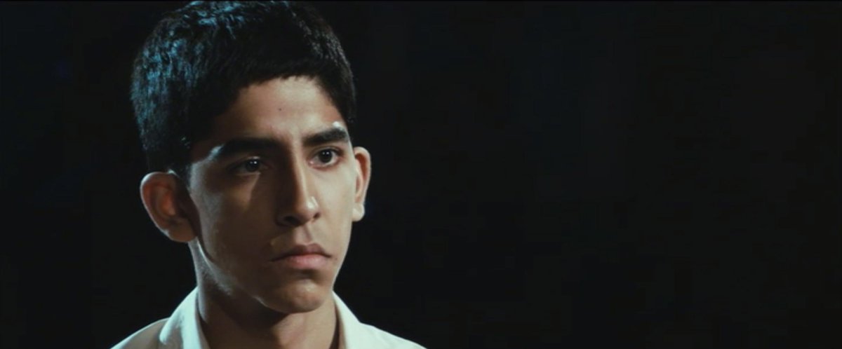 𝐊𝐀𝐨𝐑𝐈 スラムドッグ ミリオネアを観ました ずっと観ようと思っていたら10年経ってた やっとこさ 当時のアカデミー賞を総なめした作品 クイズミリオネア自体が懐かしい インド社会背景触れる機会があまりないから新鮮 王道展開ではあったけど感動