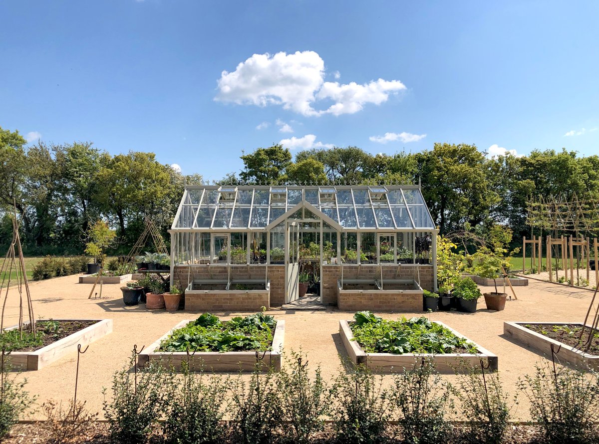 WhiteCottageLB's tweet image. One of our recent Edwardian Freestanding #Greenhouses with #Coldframes and Ridge Cresting in a lovely pebble grey colour. The fantastic weather is just a bonus!😊🌻🌹🥀🌷 #letsgetgrowing #whitecottagelb