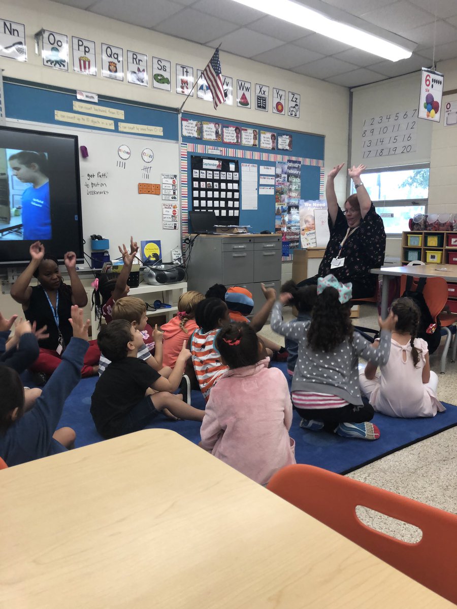 VBTechTeacher's tweet photo. Blasting off with Room 2 morning meeting! #goodmorning #morningmeeting #howtogreet #SEL #vbtransforms #vbits @VBFairfieldES @vbschools @AngelaD96017884 https://t.co/lYTd2IjG7x