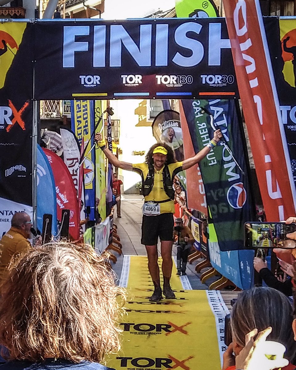 WaaUltra's tweet photo. 🔥 Luca Papi wins the Tor des Glaciers 🔥
In less than 5 days and 15 hours 😲👏
#WAAUltra #WhatAnAdventure #ElevateYourExperience #tordesglaciers https://t.co/idJqfFRPs3