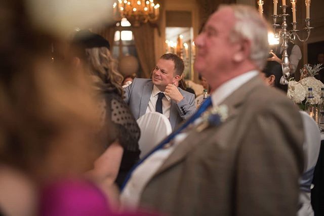 Your wedding speeches, from every angle. Cos it'd be weird if you climbed between the tables to see your Aunty Doris beaming with pride. But somehow, I get away with it :)
.
.
.
#weddingspeeches #weddingguest #smiles #laughter #londonweddingphotographer … ift.tt/2AaWQlx