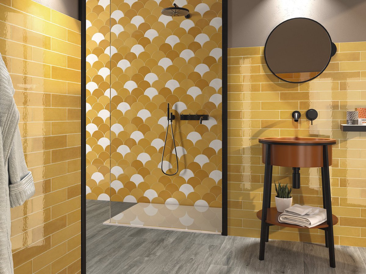 Create a statement bathroom with yellow wall tiles. We love these Dynamic wall tiles from <a href="/apegrupo/">GRUPO APE</a>
#yellowtiles #bathroomsofinsta #bathroomsofinstagram #bathroomgoals #yellowbathroom #tiles #bathroominspo #bathroominspiration
new-image-bathrooms.co.uk/moodboards/mel…
