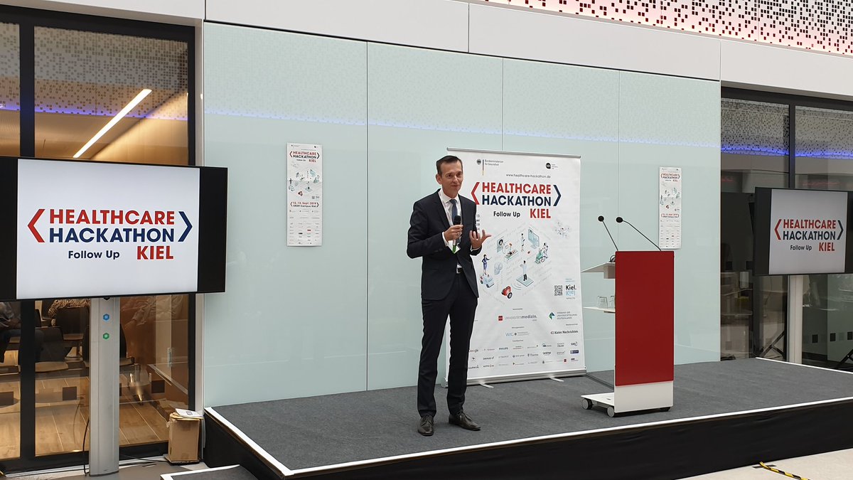 #HHack19 Kiel Eröffnung durch <a href="/ShPeterpan/">Peter Pansegrau</a> #healthhack19 @healthhackkiel
