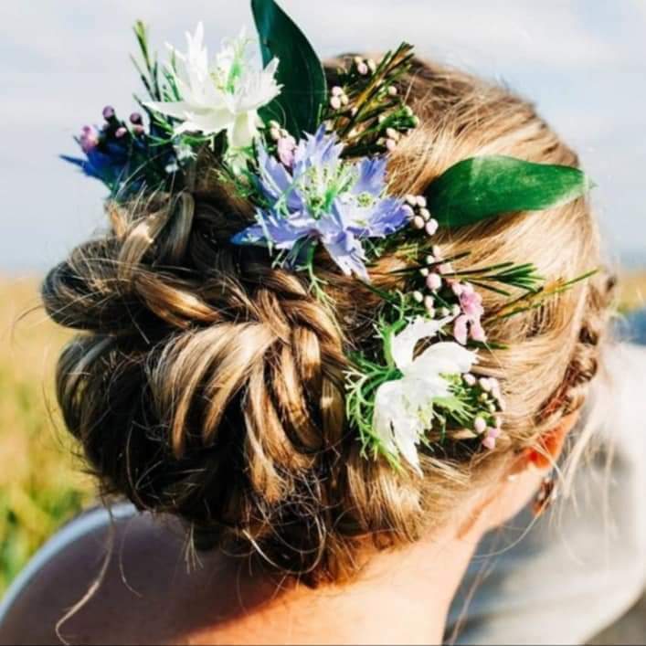 Emails like this😍😍😍

But how has it been 1 whole year ago already?!

What a pleasure it was getting Penny &amp; her lovely family ready for Penny's #wedding! We adored this gorgeous boho #weddinghair updo - and still do!

Here's this week's #ThrowbackThursday...

#Cowbridge