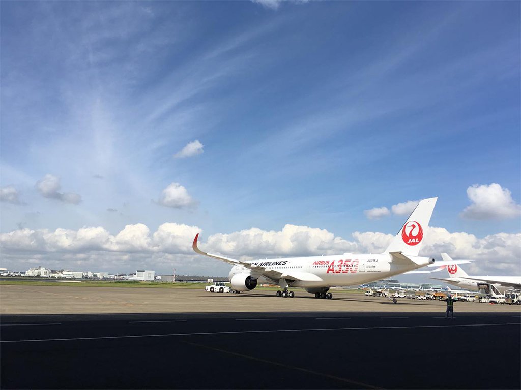 Japan Airlines Jal A Twitter 就航記念 Jal最新機a350