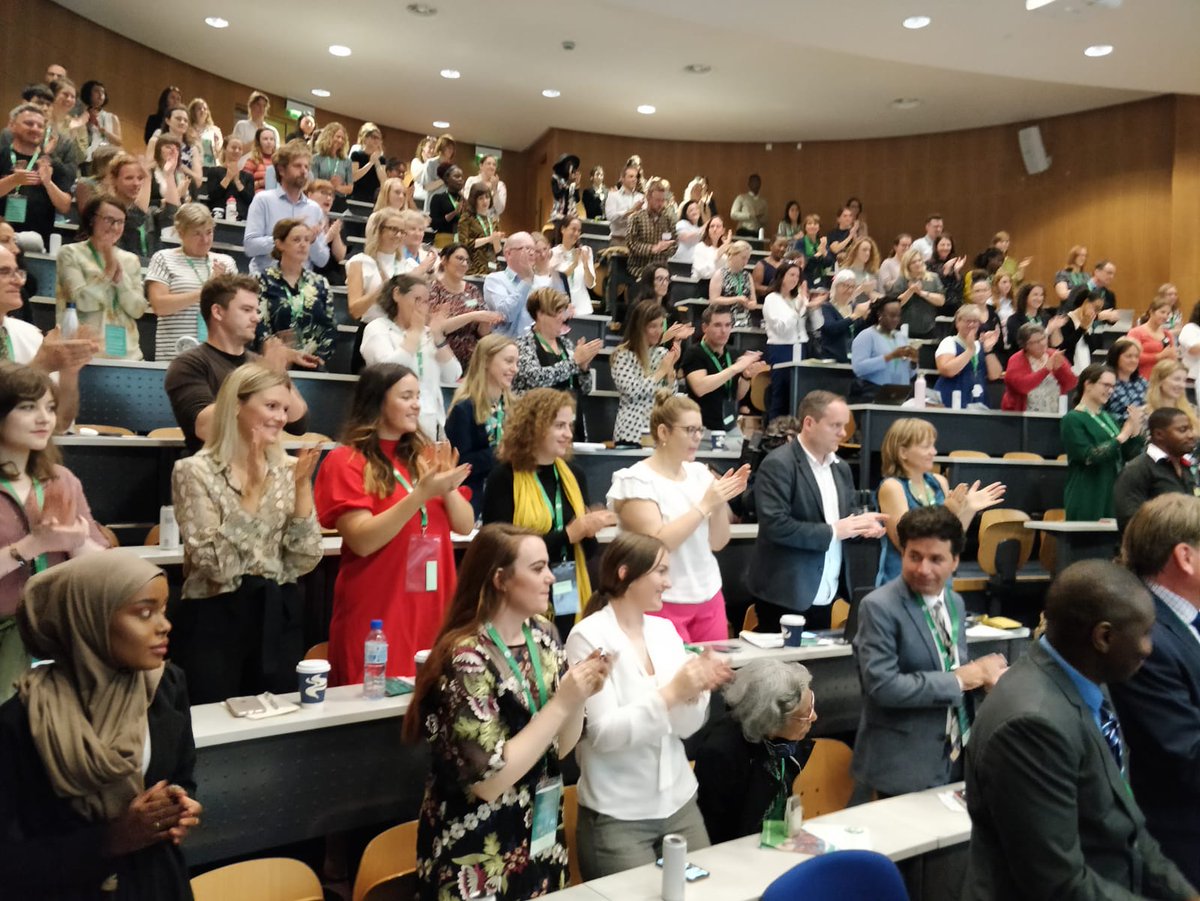 ifglobalhealth's tweet photo. Standing bow a fitting accolade to open the keynote speakers next address.. @ailbhes @IfrahFoundation https://t.co/84qKlR8Bh7