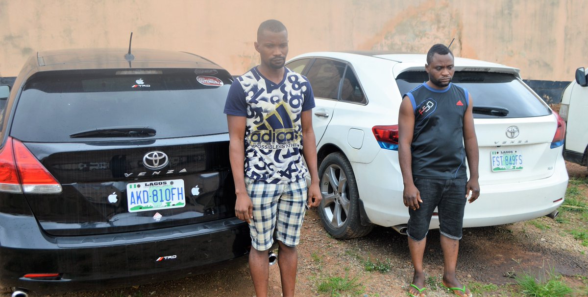 officialEFCC's tweet photo. EFCC Arrests Two ‘Yahoo-Boys’ In Ibadan, Recovers Expensive Cars, Phones, Others >> https://t.co/MUF2cIwhhn https://t.co/jFwGcjE15u