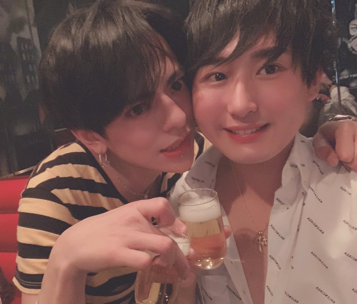 明日のショー No Twitter 昨日はいい経験ができたぜ しぶなつさん 冬月の皆様 社長副社長ありがとうございました そして圧倒的二日酔いですがno 1目指して頑張りますのでよろしく くそみてーな街 明日のショー No Twitter 昨日はいい経験ができたぜ しぶなつさん 冬月の皆様 社長副社長ありがとうございました そして圧倒的二日酔いですがno 1目指して頑張りますのでよろしく くそみてーな街