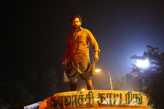 vivekanandapics's tweet photo. Here's some more #Kaithi stills! 
#KaithiFromDiwali https://t.co/1SCTSrJT7d