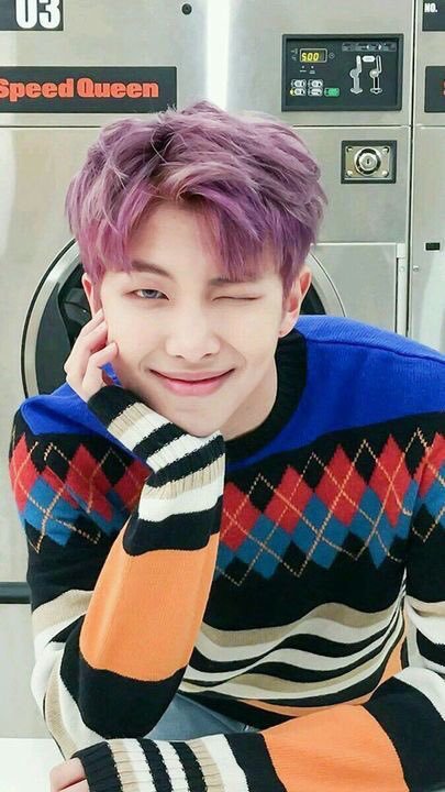 yura_yudi's tweet photo. Happy Birthday Namjoonah..
You is so cute
#BDayNamjoon
#HappyBirthdayNamjoon
#BDayRM https://t.co/2OM6GMLgBF