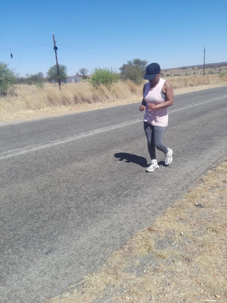 SANDF_ZA's tweet photo. Warrant Officers and Non-Commissioned Officers Skills Competition 2019, 9 to 13 September 2019, Potchefstroom. Fitness Evaluation, Individual Participants.
Information and Photographs by Lieutenant M.J. Kekana, ASB Potchefstroom
#sandf
#sandf19
#SAArmy_19
#MilSkillsComp_19 https://t.co/rfqDgLRO9d