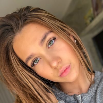 Valeriay01's tweet photo. #НовыйАватар https://t.co/90cZuGh23U