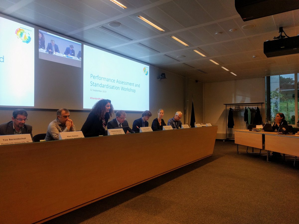 SrirangManohar's tweet photo. Maura Dantuma on the panel in Brussels to present on anthropomorphic phantoms developed at @utwenteEN in Photoacoustic breast imaging. #StandardBioPho #Pammoth #H2020 https://t.co/6OVFO0MCtK