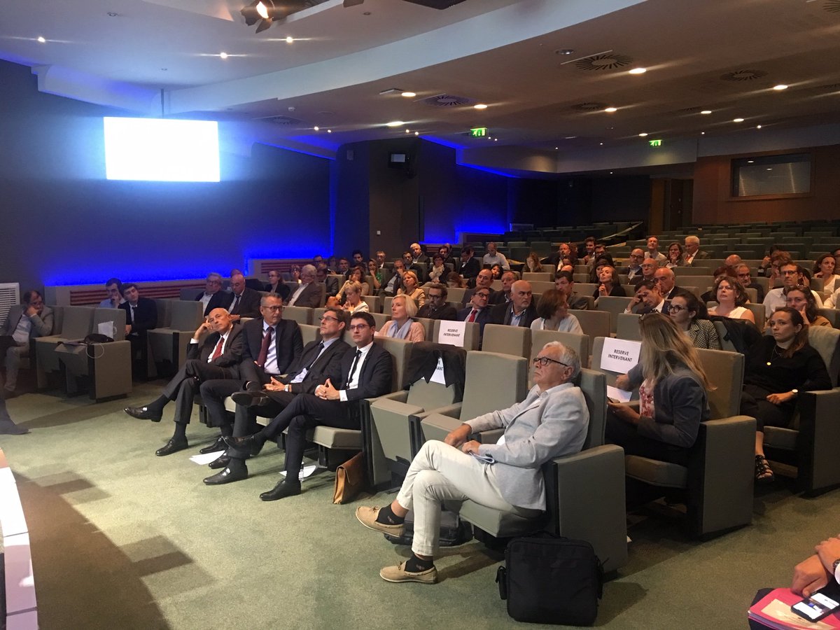 FNAIM's tweet photo. Le Pdt #FNAIM @jmtorrollion a rappelé que «le parc privé locatif est 1 pilier de la mobilité &amp; du parcours résidentiel de nos concitoyens. Les dispositifs d’aide à l’#investissement confortent l’offre de qualité et permettent d’étalonner le marché sans inflation des loyers». 2/2 https://t.co/XXfZCqEByz