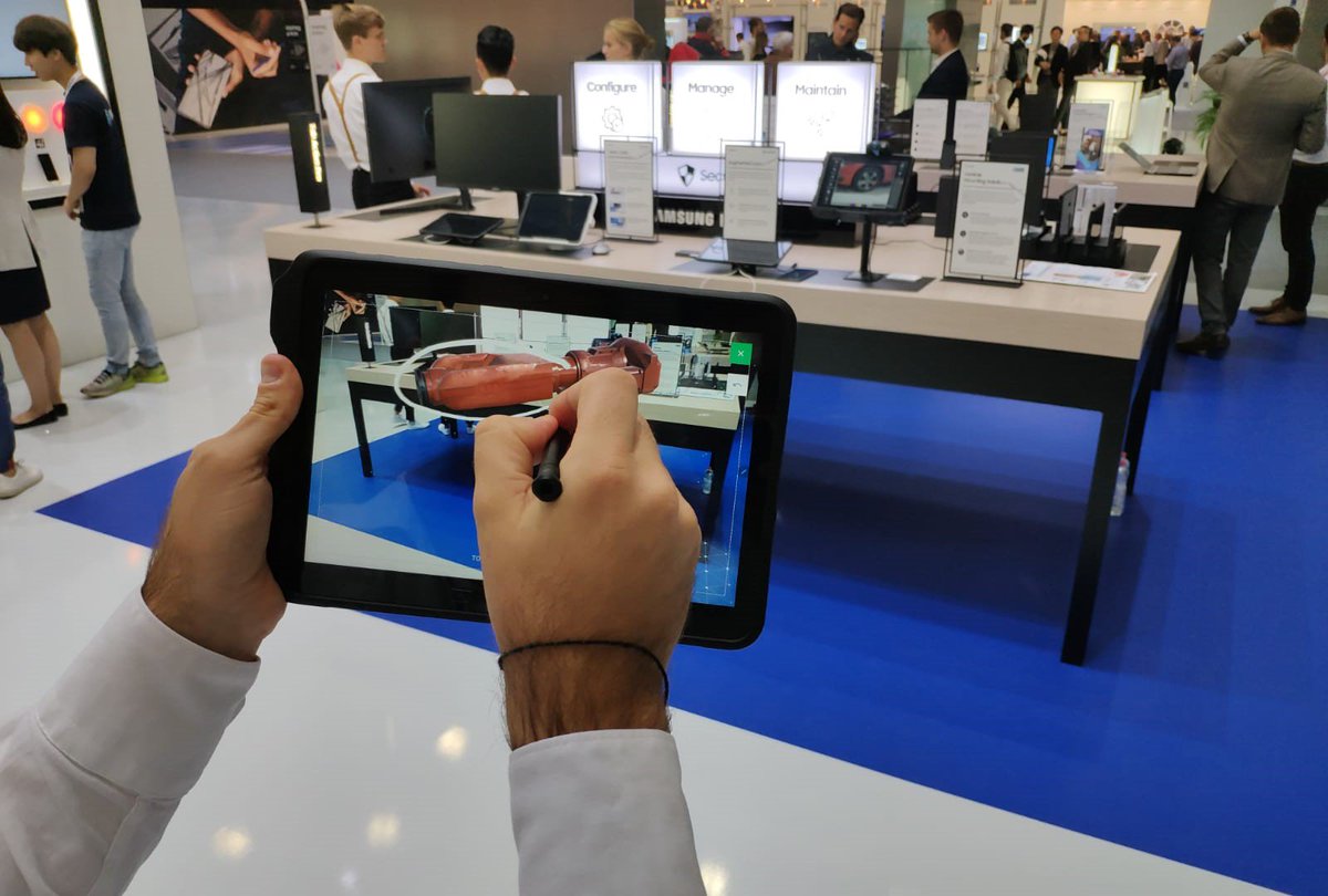 Joinpad's tweet image. To everyone who visited us at @IFA_Berlin: thank you! Special thanks to @Samsung for hosting us inside their impressive booth, City Cube Berlin &amp;amp; for giving us the opportunity to develop #AugmentedReality apps on their new Galaxy #TabActivePro. 

#AR #Industry40