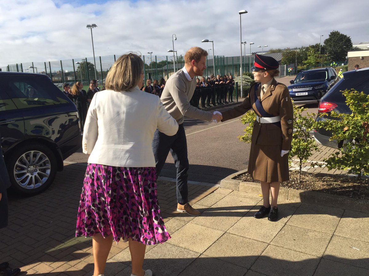 LLieutenantBeds's tweet photo. Delighted to welcome HRH The Duke of Sussex to @LealandsHigh in #Bedfordshire to promote rugby in schools. Wonderfully supported by my Lord-Lieutenant Cadets CSM Florence Cordell from @BedsHertsACF &amp; CWO Ella Legg from @10FSqnATC @BedsCambsSWOs #royalvisit #dukeofsussex https://t.co/kTt4v6Aw1K