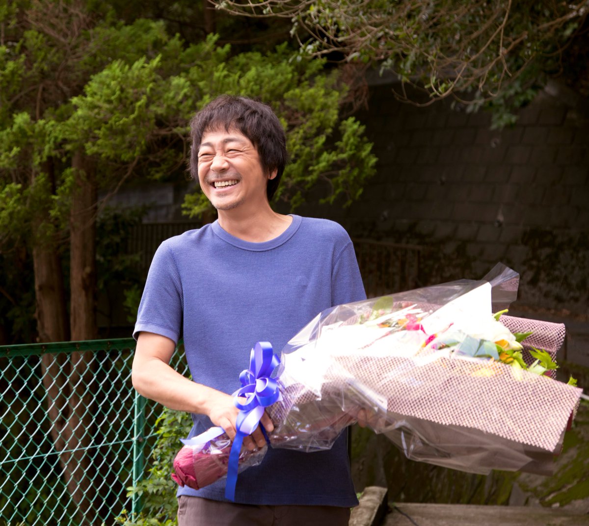 sign_2019's tweet photo. ／
#サイン
最終回、今日よる9時❗️❗️❗️
＼

#クランクアップシリーズ
#柚木貴志役
#大森南朋 さ
#柚木先生へ
#景ちゃんサプライズ登場💐
#最高の座長
#全員を引っ張ってくださいまし
#柚木先生〜
#めちゃカッコ良かった
#なんやかんやで
#優しい柚木先生
#素敵でした😆
#最終回まで
#あと2時間✌️ https://t.co/BoMlxob6CX