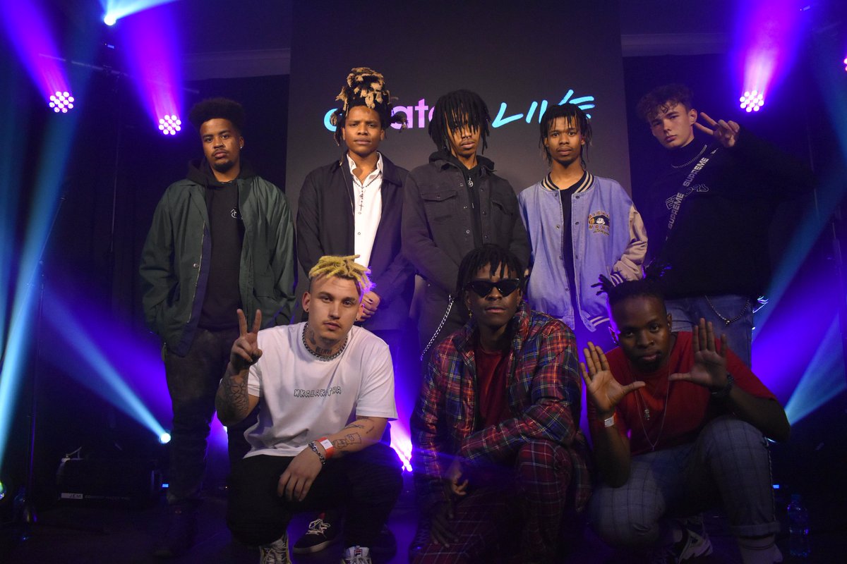 CreatorsLiveZA's tweet photo. Highlights from our Creators Live prototype event 🔥🎤🎸
https://t.co/s88HxWkliA
#costatitch #mxmnt #lilvvsnerv #themav #mykyle #bennychill #wolffisdead #theomanjo #creatorslive https://t.co/zsAsVfGkHh