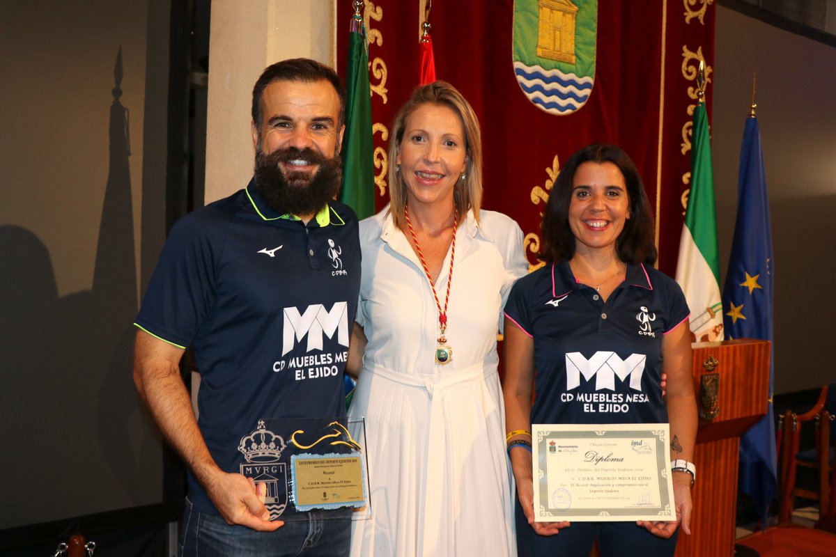 Gracias al Instituto Municipal de Deportes #ElEjido, y miembros del jurado, por premiarnos con un accésit en los XXVII Premios del Deporte. Gracias a los corredores del Club de los cuales nos sentimos muy orgullosos y a nuestro patrocinador <a href="/MueblesMesa/">Muebles Mesa</a> por su apoyo y compromiso.