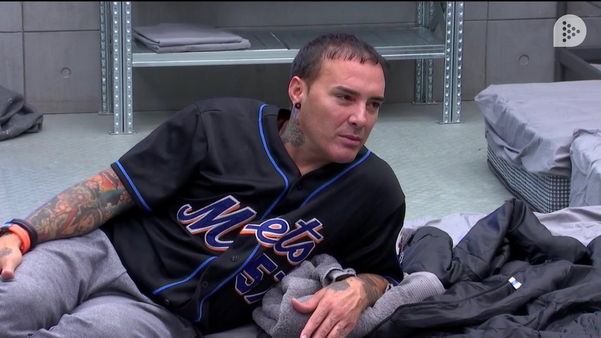 loca_ojo's tweet photo. Dinio: “que injusto me pareció que te criticaran por ser madre y entrar a un concurso, yo soy padre y a mi no me dijeron nada, tiene que ser parejo la ley”

BRAVO DINIO! BRAVO! #GHVIP12S https://t.co/VN8C2onrYG