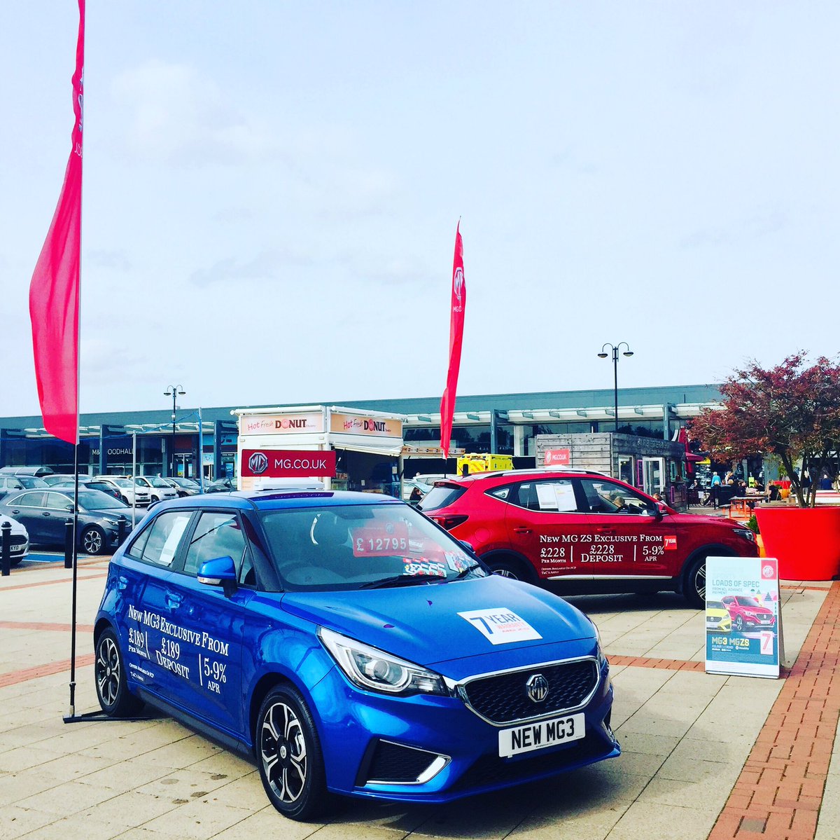 gallagherscars's tweet image. Pop and see our #New MG3 &amp;amp; MG ZS @Broughtonchat all this week outside @BootsUK @EE @Footasylum @HawardenEstate #7YearWarranty #69Plate #NewCarDeals