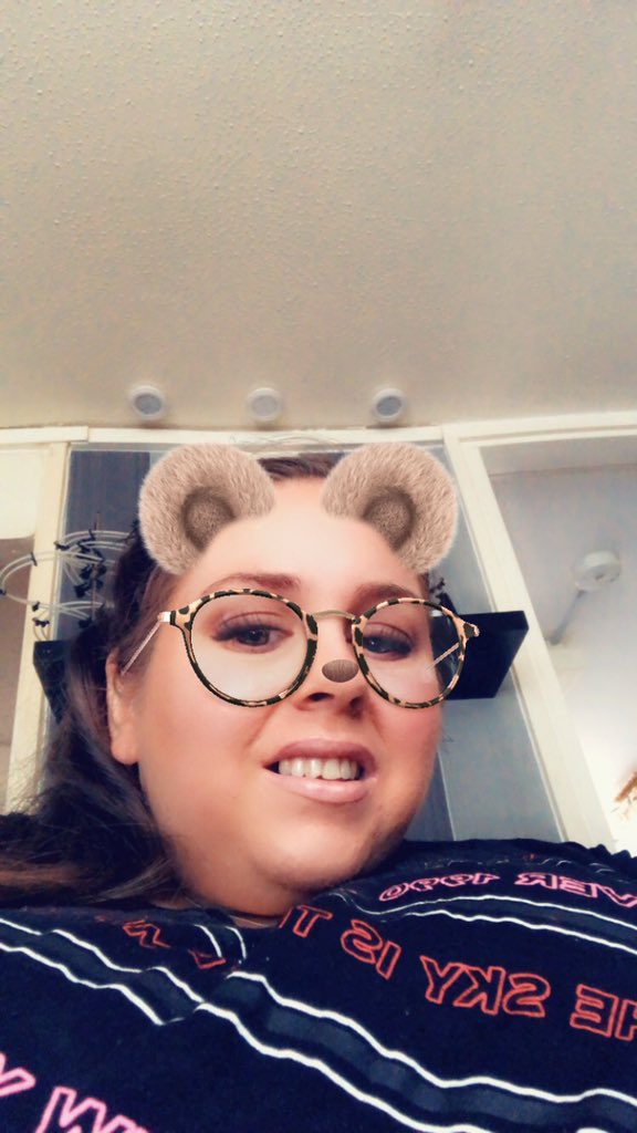AJ92799870's tweet photo. I don't think I've ever felt so good about myself. Ever! Everything in MY world is looking good 😁 #weightwatchers #selfpublished #fightingtheodds #motivation #FriedriechsAtaxia #feelinggood #WritingCommunity My biggest inspiration @tammiew #GraceBlack https://t.co/Ka2zRSXSLy