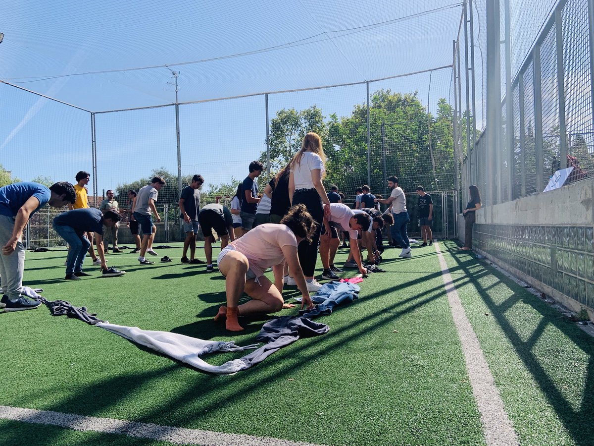 LaSalleBCN's tweet photo. Our students are having a blast while they work together to overcome the tricky challenges we have prepared for them 🔥🔥#LSWelcomeWeek https://t.co/9AA1wJ2x1B