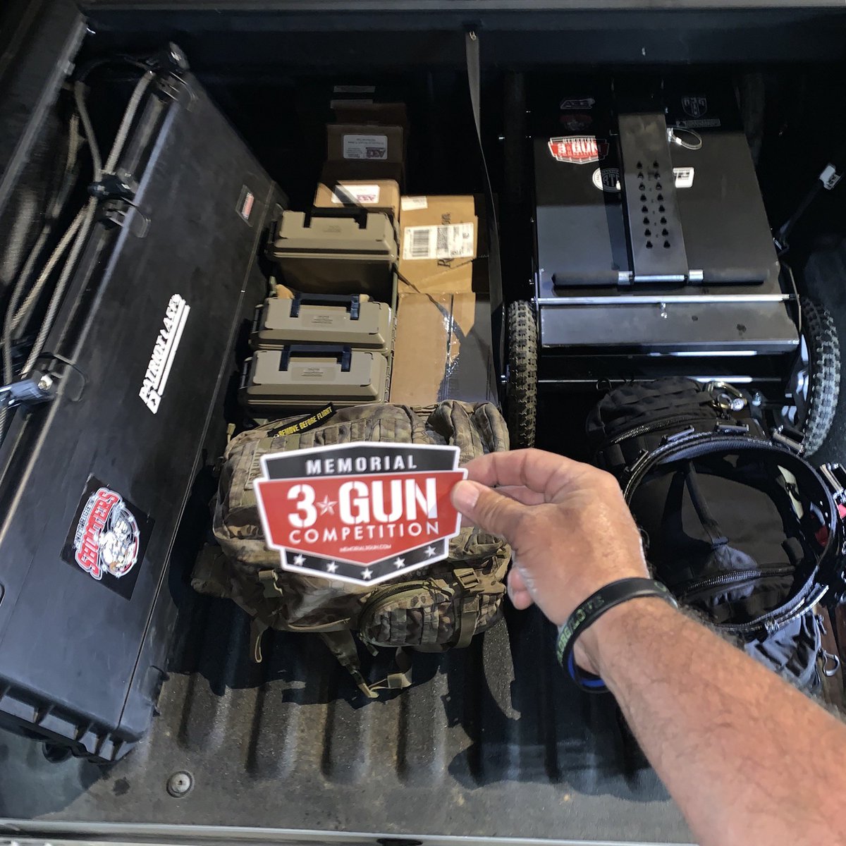 NotRightShootrz's tweet photo. Loaded and rolling to the Memorial 3-Gun Competition to support Gold Star families and the incredible heroes we lost in our fight for freedom. 🇺🇸
#Memorial3Gun 🇺🇸
#NeverForgotten 🇺🇸 #GoldStarFamilies ⭐️🇺🇸 https://t.co/z08q6LfOa0