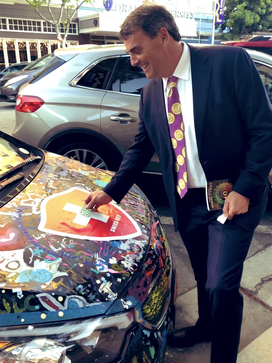 Swiss_Key's tweet photo. Yesterday @TimDraper blessed the #SwissKey #supercar https://t.co/Mxs0Se1JEg