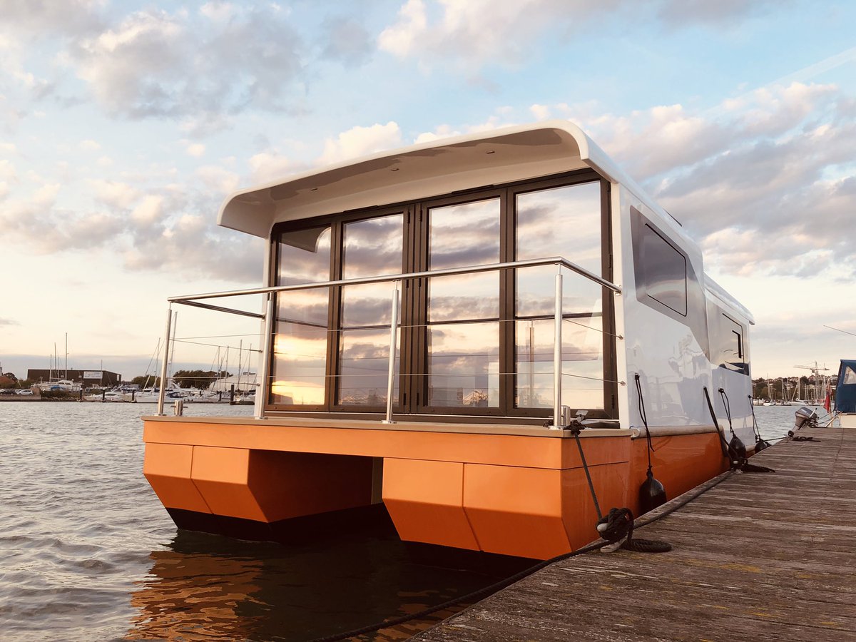 Marinaboatsltd's tweet photo. On Sunday evening this week our dedicated team launched a new, high spec Inspiration 28, ready for delivery to the Southampton Boat Show on Monday. 

We’re looking forward to showing you all the amazing features this Marina Boat has. The spec will be revealed this evening! 😁🛥⚓️ https://t.co/06Zj70PsEc