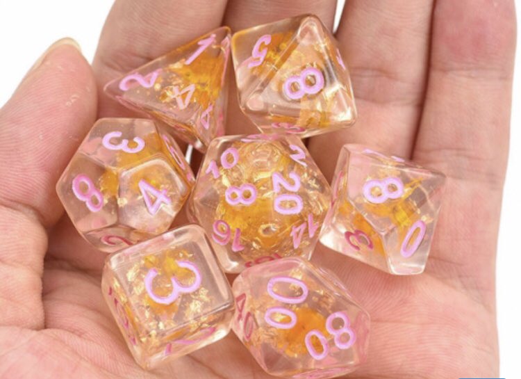 Beholders_Gaze's tweet image. We also have these flower dice coming too 💜💜💜 Available for pre order at beholdersgaze.com #flowerdice #flowers #beholdersgaze #ThursdayMotivation #newdice #diceporn