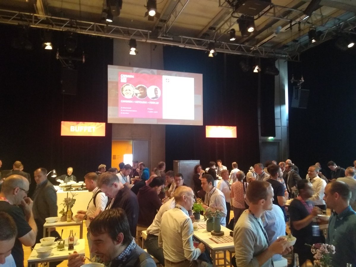 DL3YAT's tweet photo. Mittagspause auf der #Camundacon.
#Berlin, #BPM, #Radialsystem https://t.co/6PCcTHW5Y5