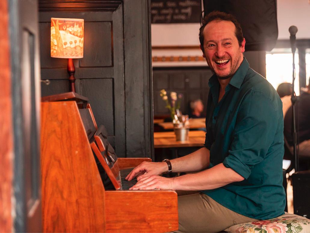 WIVlondon's tweet photo. Chad is finally back at the @WIVlondon after a busy summer.
Come and joins us for a Sing-along night this Friday from 7pm.
Make sure you bring your friends and we'll take care of the rest.

#chadisback

#singalong #fridaynight #localpub #music #thisislondon https://t.co/mcPgOm8J6i