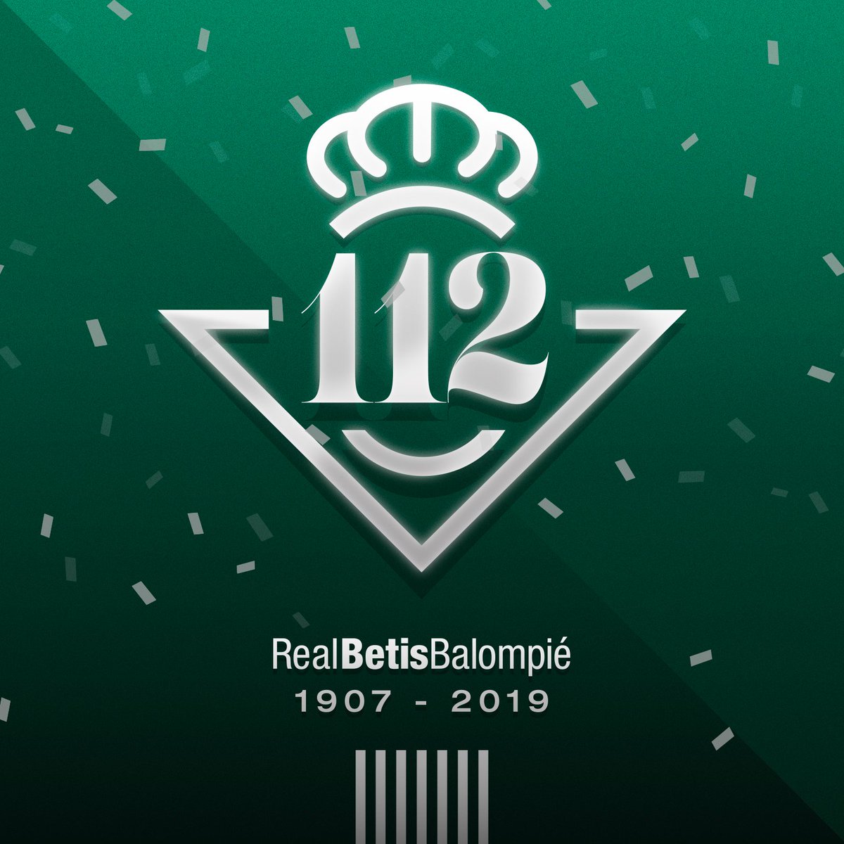 RealBetis's tweet photo. 💚🎂🎉

Un sentimiento. Una forma de vida. 112 años de lealtad, ilusión y esperanza. 

De padres a hijos, de abuelos a nietos, una pasión llamada #RealBetis.

¡Feliz cumpleaños, familia! https://t.co/tjjgxooVdz