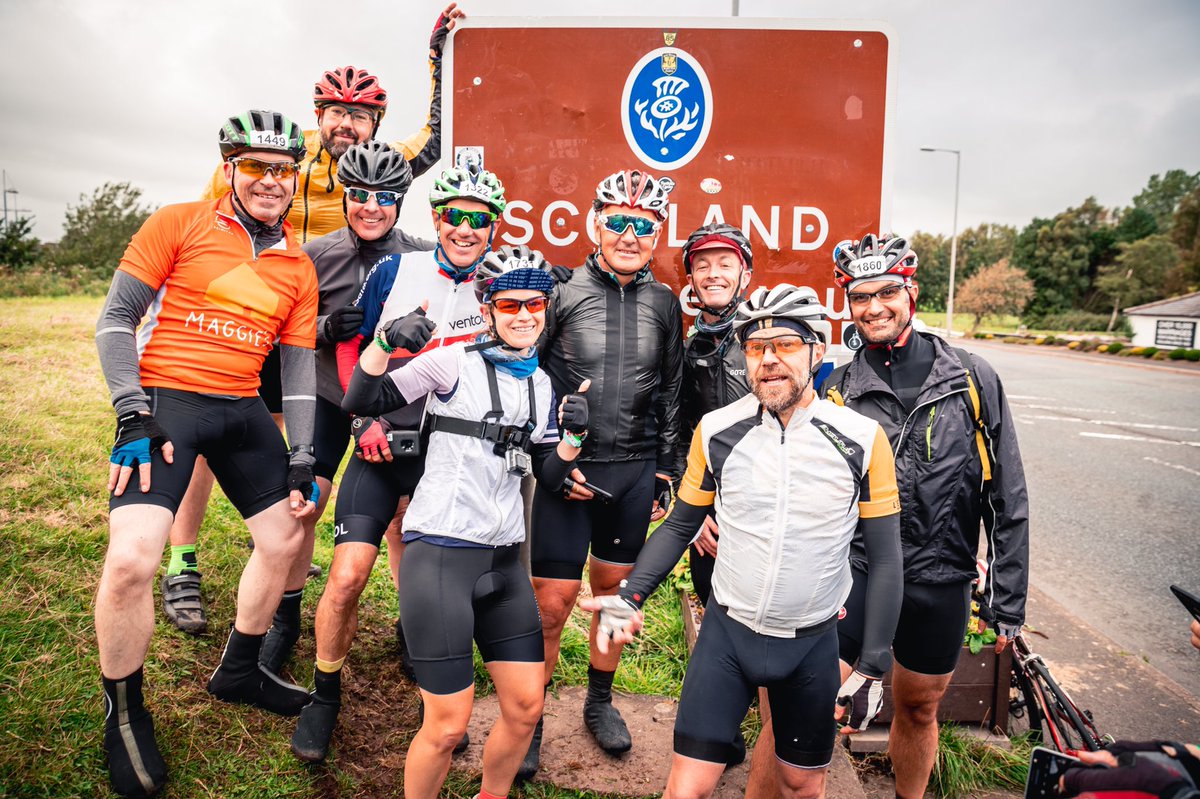 Welcome to Scotland #DeloitteRAB 2019 🏴󠁧󠁢󠁳󠁣󠁴󠁿

We know our riders love a great photo opportunity! Some even dressed up for the special occasion...... Let's see your sign selfies! 🤳🏼