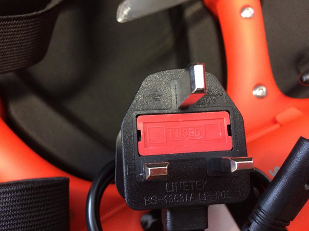 Dorset_TS's tweet photo. This fake plug was found at a Dorset based importer. Manufactured in China and carrying safety markings it failed safety tests and was removed from sale. For more information on plugs see https://t.co/frsPn4VI7O #TSSWWeek2019 #ProductSafety https://t.co/pznh2oIqEV