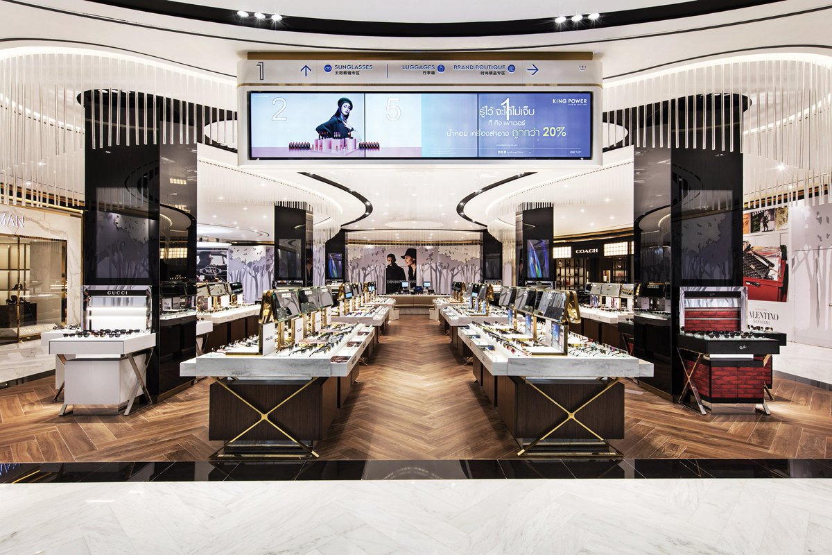 We really enjoyed the <a href="/MoodieDavitt/">Moodie Davitt Report</a> spotlight on the King Power Rangnam sunglasses department. We worked closely with <a href="/KingPowerhq/">KingPowerOfficial</a> to develop a striking design aesthetic, blending traditional Thai elements with contemporary luxury: bit.ly/2lLrH4e
#retaildesign #thailand