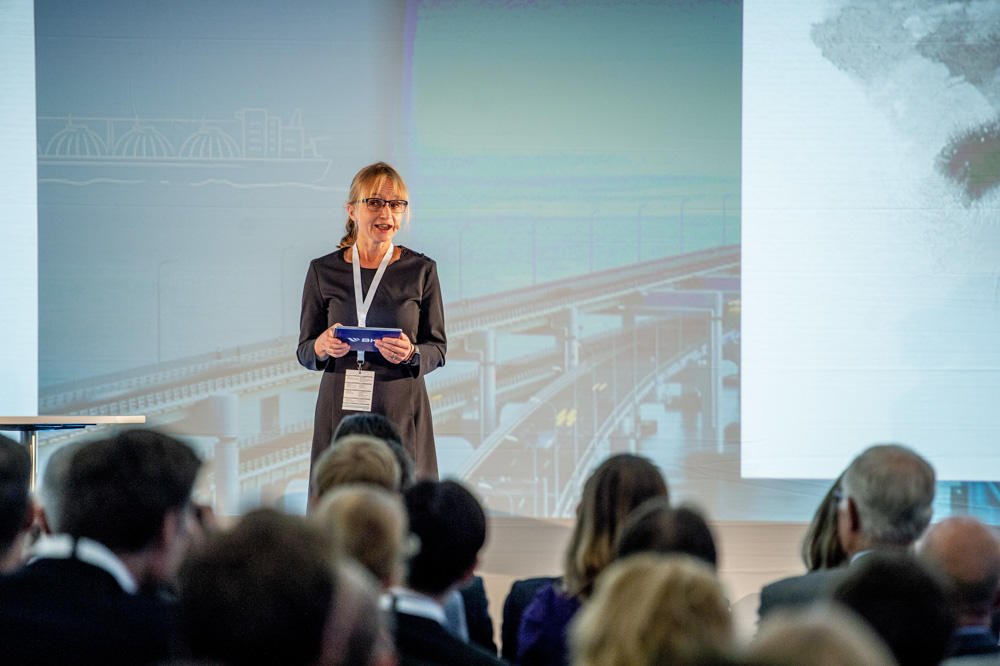 DNV_Group's tweet photo. "Young people are worried, and they’re right. We need to speed up the #energytransition. We cannot shut down the world’s coal power plants, but we can help demonstrate that zero-emission solutions work." - Jannicke Hilland of @BKK_konsern at today's #Energy Transition Conference https://t.co/O9ynD2Ohdp