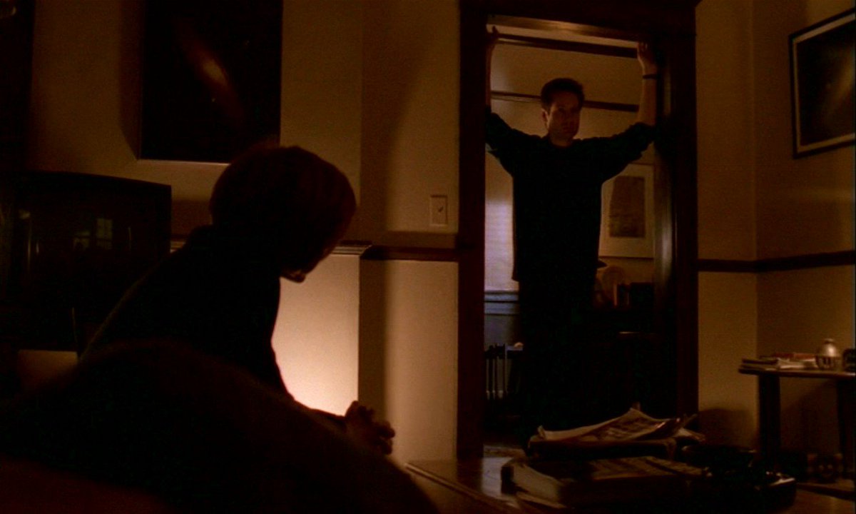 AweburnPhoenix's tweet photo. 18. Squeeze: Scully respects the journey
19. En Ami: I always thought there was something fishy & Angry!Mulder
20. Rm9sbG93ZXJz: #ScullysFriend & silent communication & handholding...
21. Elegy: Scully sees things but still canβt believe https://t.co/cD6l6ke1g9