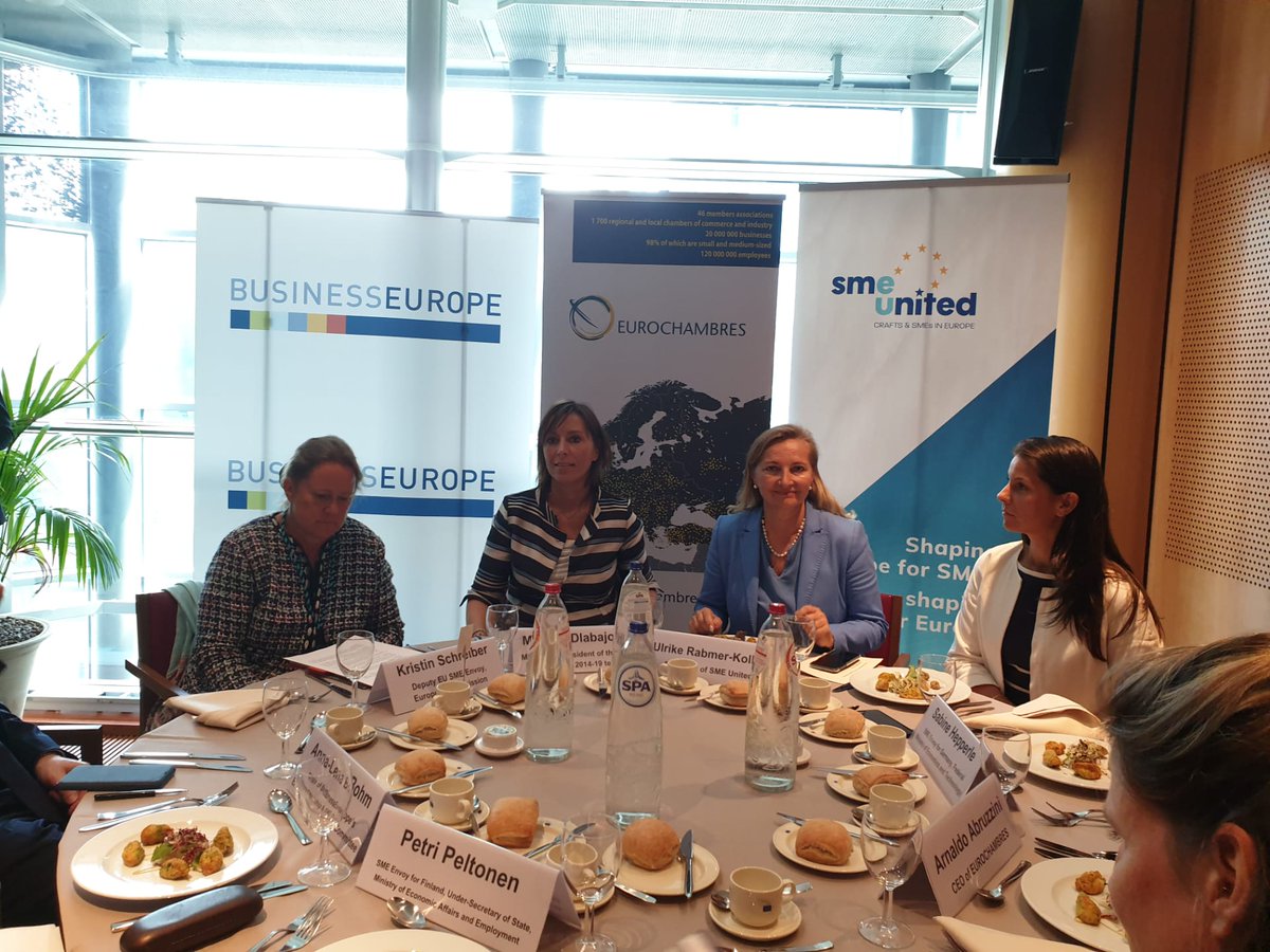 SMEunited's tweet image. With @EUROCHAMBRES &amp;amp; @BusinessEurope, we reiterate the European SME Envoy Network&apos;s call for a dedicated EU SME strategy at a joint event in @Europarl_EN 
smeunited.eu/news/joining-f…
#SMEstrategy #EUSMEstrategy #vonderLeyen