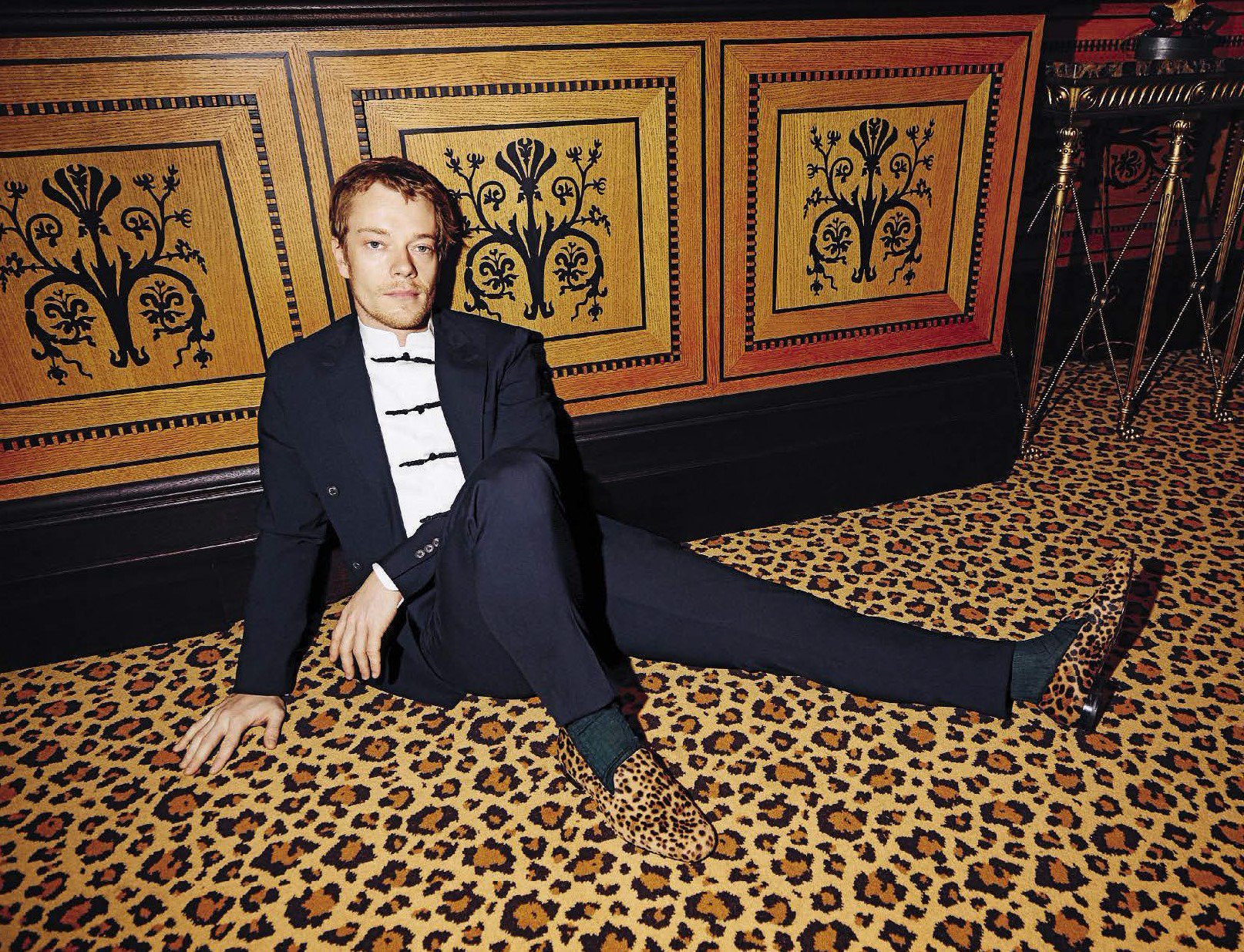 Happy birthday to mr alfie allen who deserves all the love, happiness and support in the entire world 