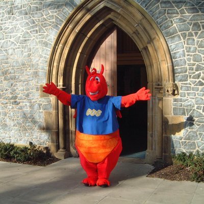 Gog_Hwylfan's tweet photo. #FirstTweet
Hello. Welcome to the Fun Centre #Caernarfon
Please give us a follow for the latest news & offers
#FunCentre #YrHwylfan #Party #AdultParty #Fun #NorthWales #Ballpool #DropSlide https://t.co/ncP7RI0lLl