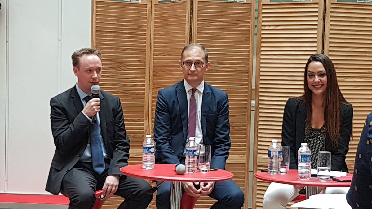 adumourier's tweet photo. @FabriceHeuvrard : "Il y a beaucoup d'#innovation. Nos confrères doivent être aidés. Les #expertscomptables vont pouvoir tester les logiciels pendant le #congresOEC" @congresoec https://t.co/UVNJNmeWOs