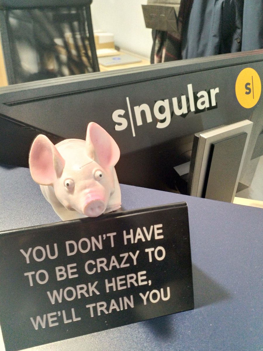 Alejandra_dAlba's tweet photo. Muy #sngular https://t.co/3VlnN98kgT