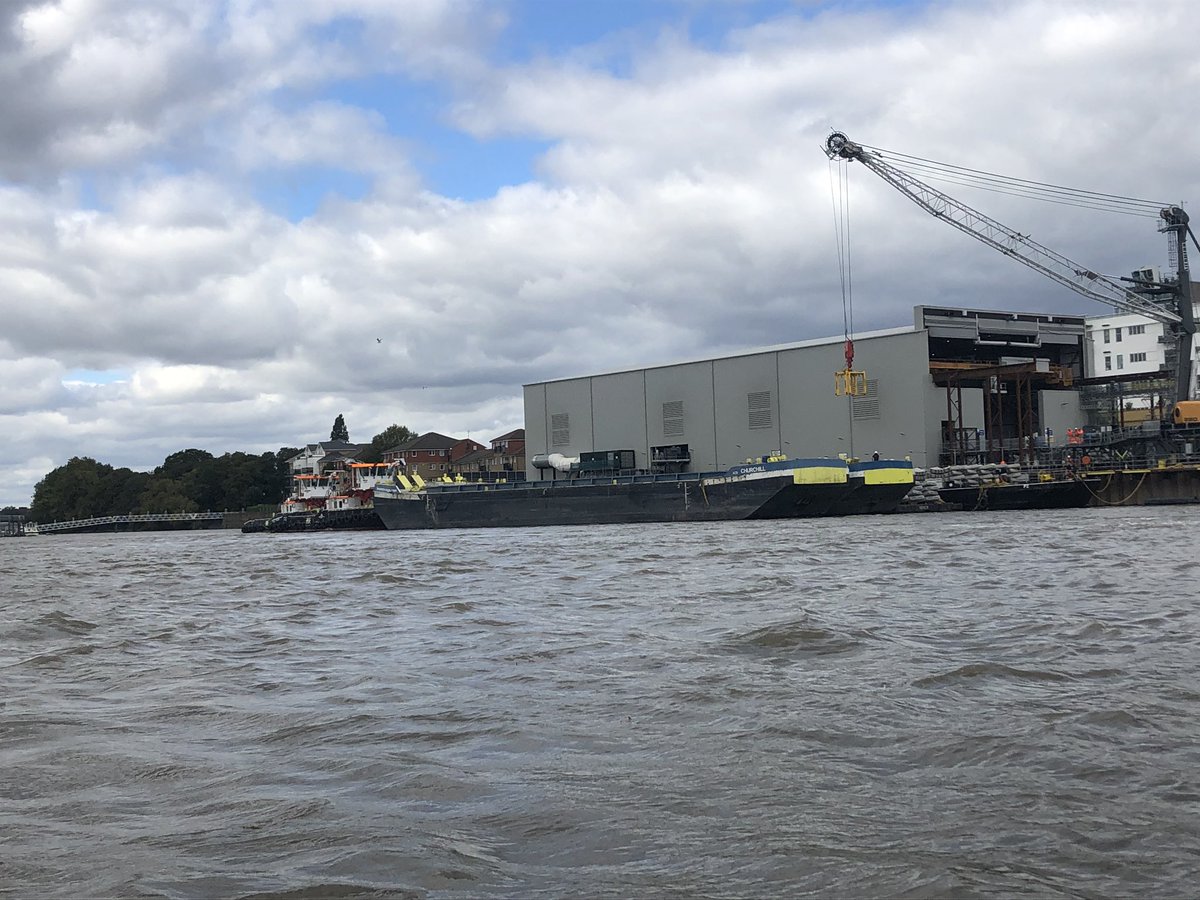 RiverLens's tweet image. Cory’s,GPS &amp;amp; Bennett’s all busy at Wandsworth this afternoon