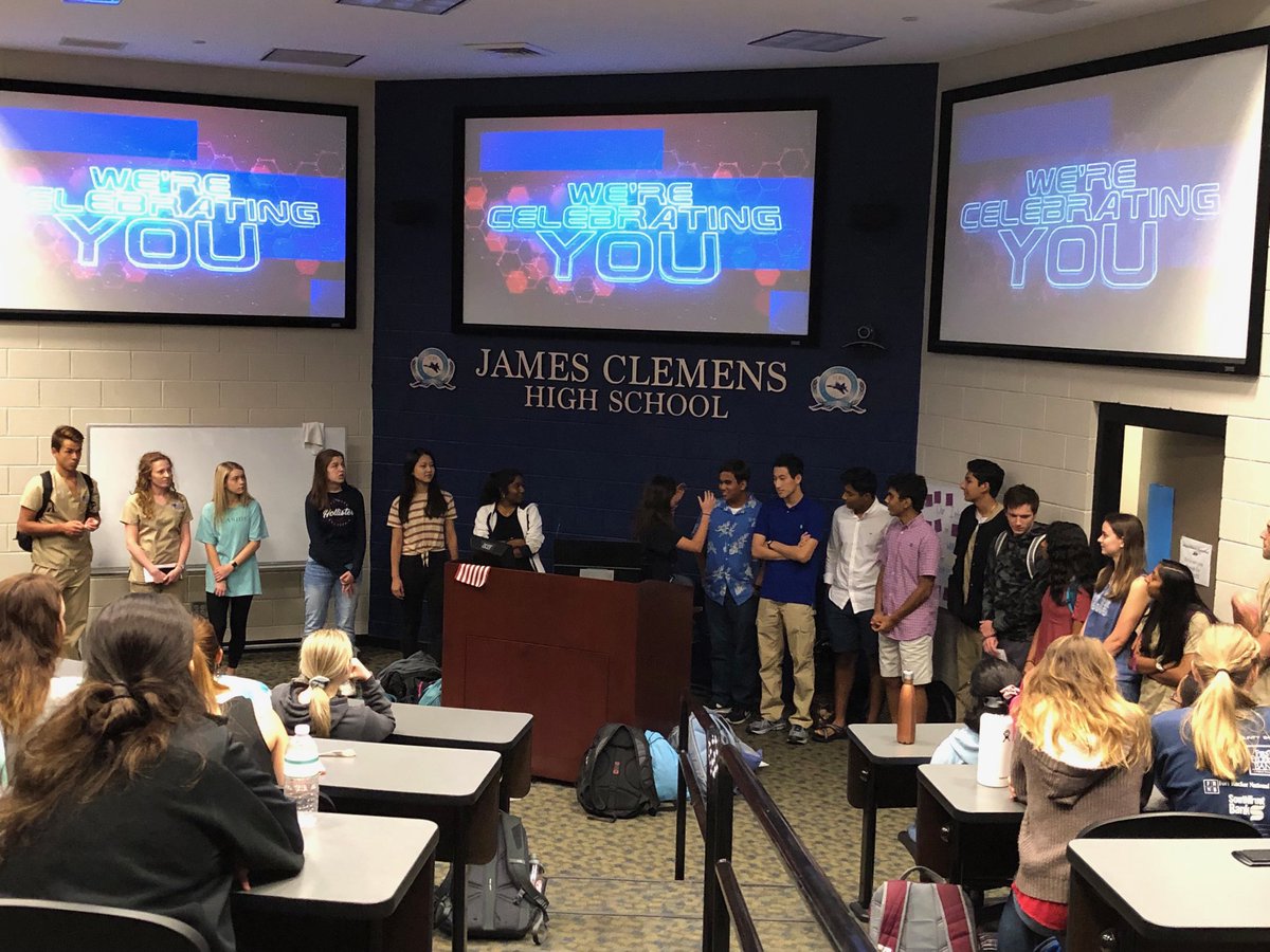 pmcollins1's tweet photo. Wow! Standing room only for our 1st HOSA meeting! So proud of our new officers! #alhosa #mcslearn #proudtobeajet https://t.co/rjtIjp2rlC